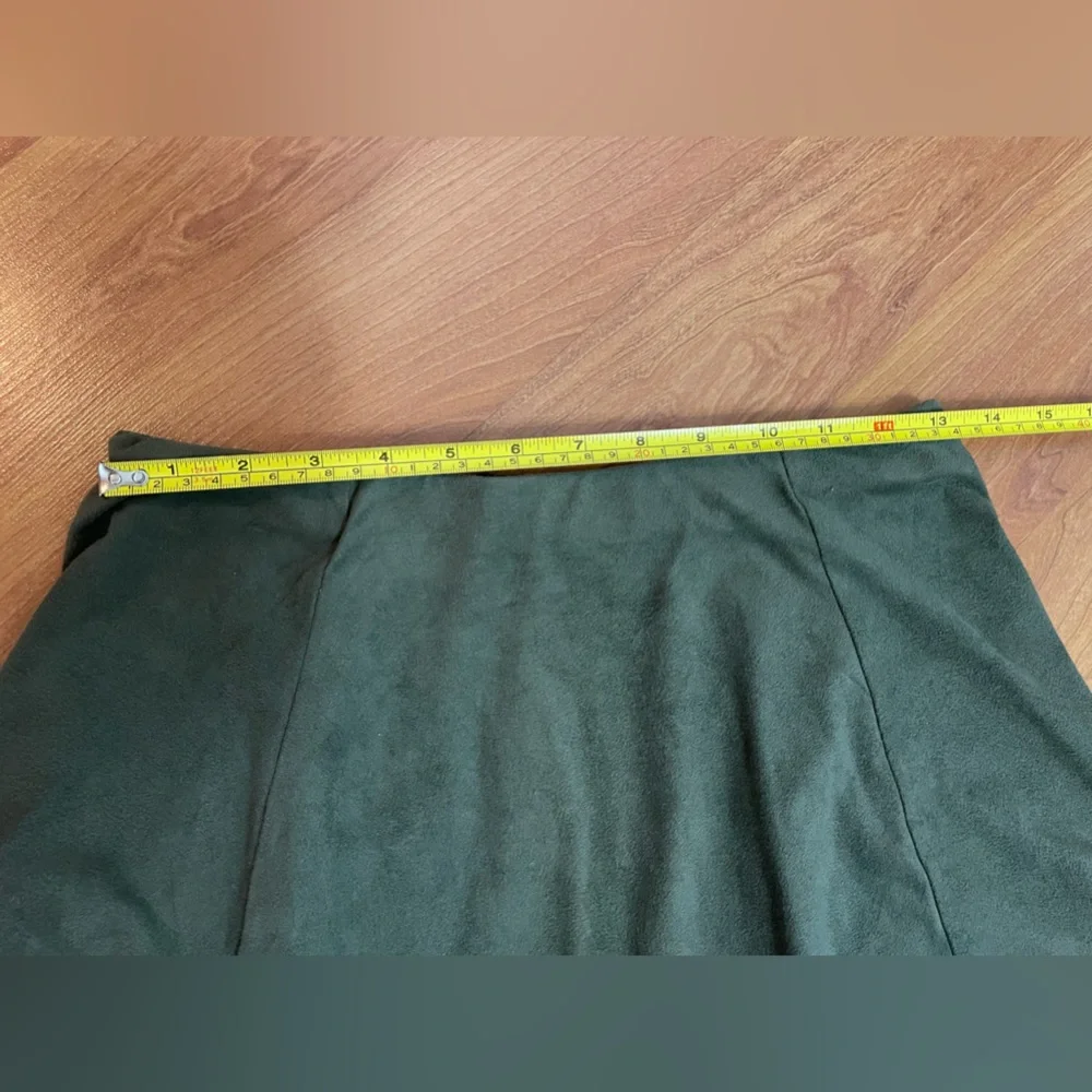 Forever 21 Olive Skater Skirt - Picture 4 of 6